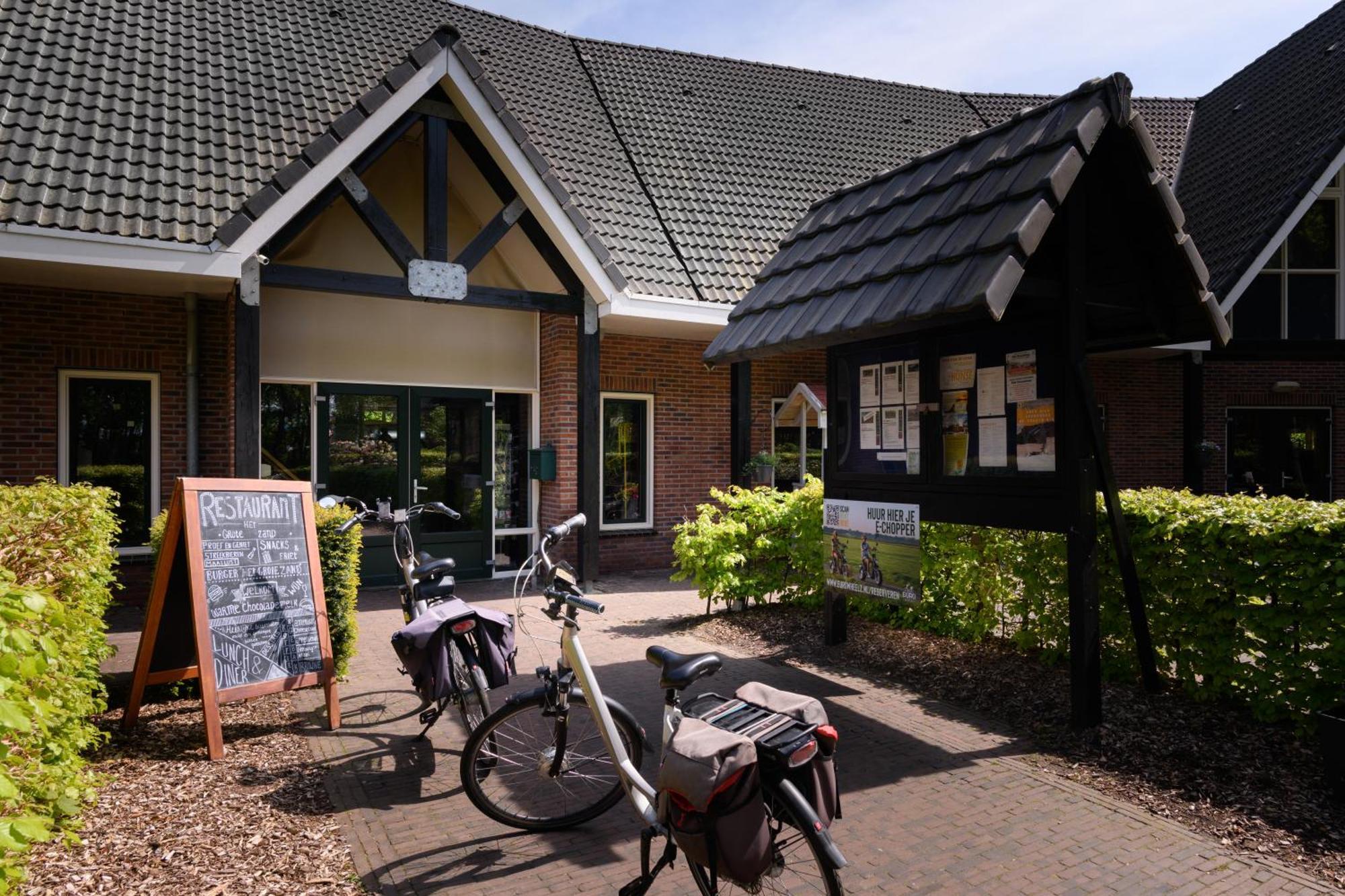 Hotel Summio Landgoed Het Grote Zand à Hooghalen Extérieur photo